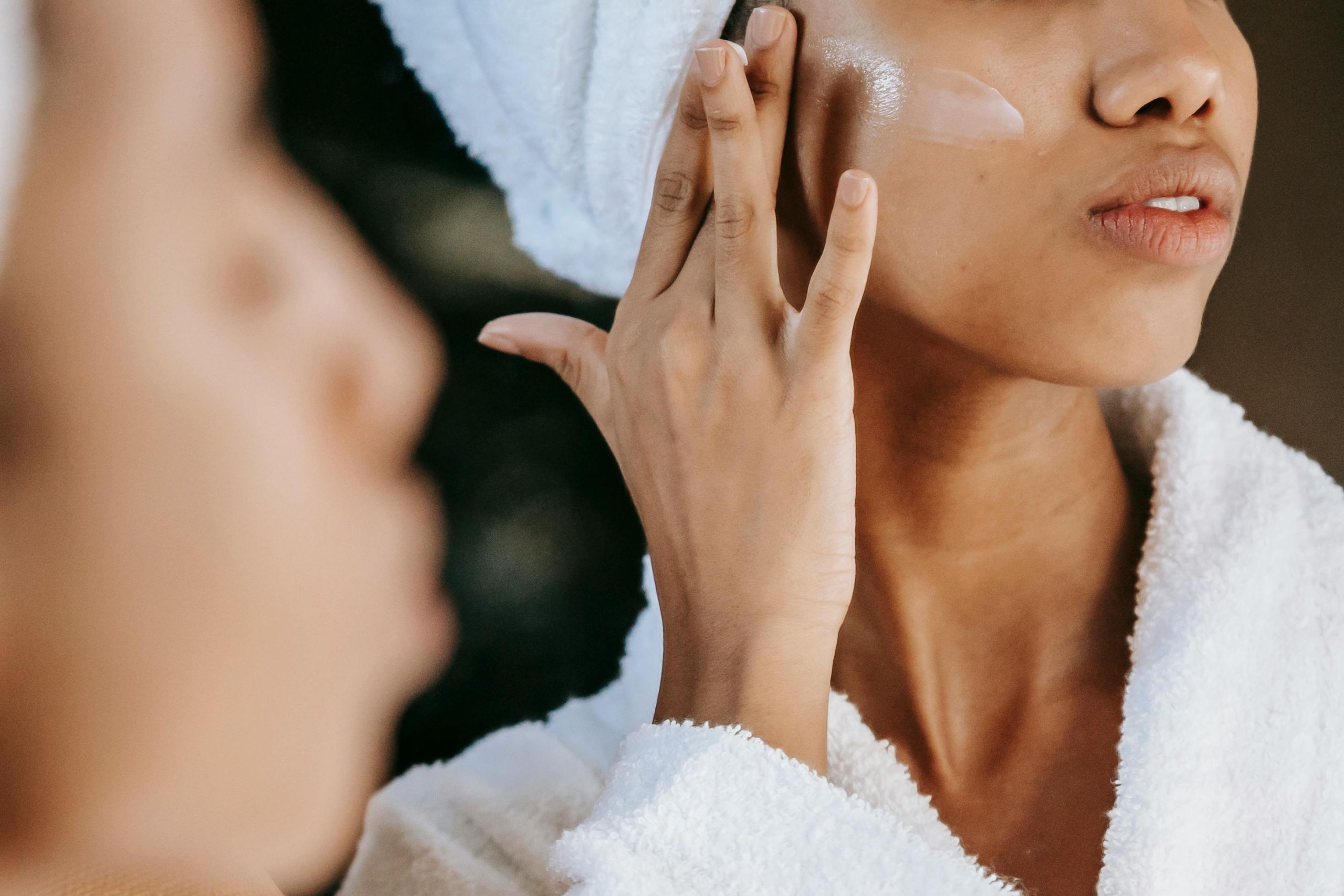 cosmetics-pexels-sora-shimazaki-5938242