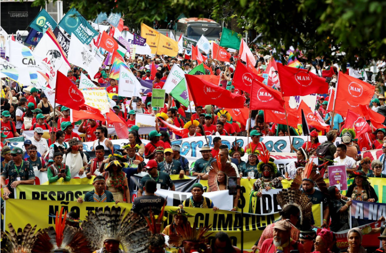 cop30-marcha-global-pelo-clima-unifica-lutas-socioambientais-dos-povos-do-mundo